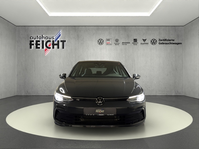 Golf VIII 1.5 eTSI R-Line+LED+KEYLESS+AMBI