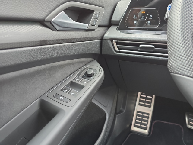 Golf VIII GTI Clubsport 2.0 TSI LED+NAVI+RFK+APP
