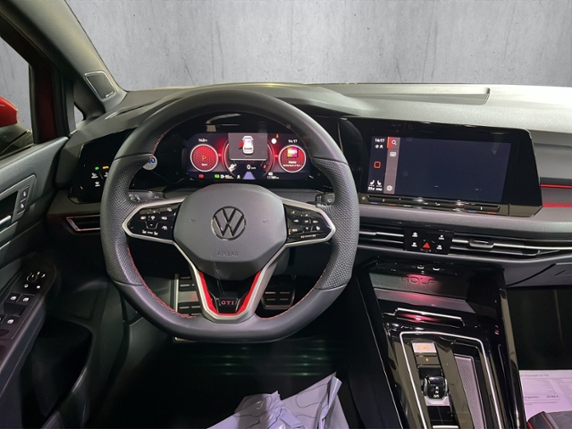 Golf VIII GTI Clubsport 2.0 TSI LED+NAVI+RFK+APP