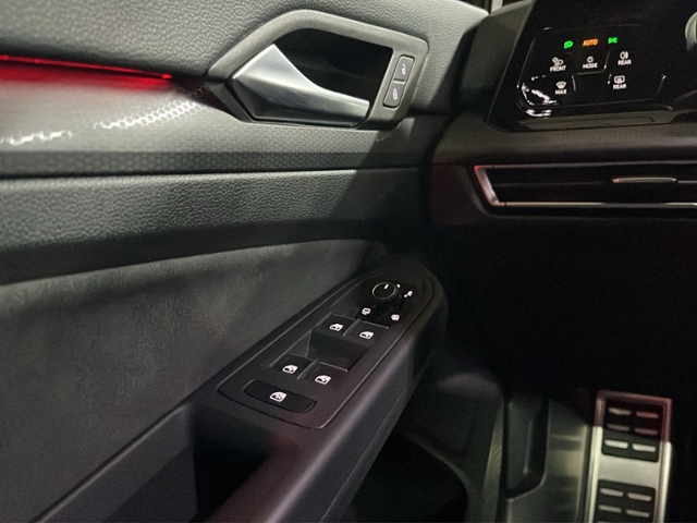 Golf VIII GTI Clubsport 2.0 TSI LED+NAVI+RFK+APP