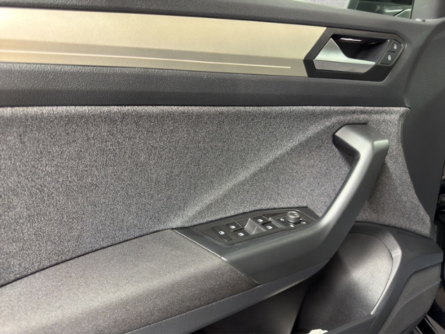 T-Roc 1.5 TSI Move+LED+NAVI+PARKLENK+APP-C.+ACC