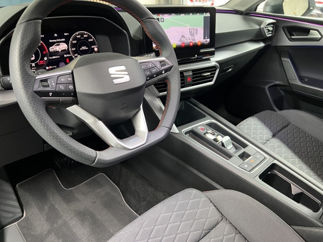 Leon Sportstourer 2.0 TDI FR+4Drive+LED+NAVI+APP