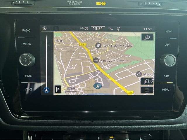 Touran 1.5 TSI Highline+LED+NAVI+7-SITZ.+RFK+ACC