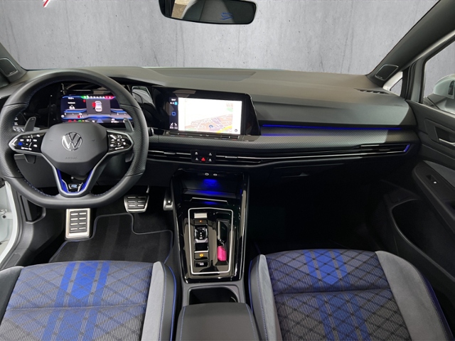 Golf VIII R 2.0 TSI 4Motion+NAVI+LED+RFK+APP-CO.