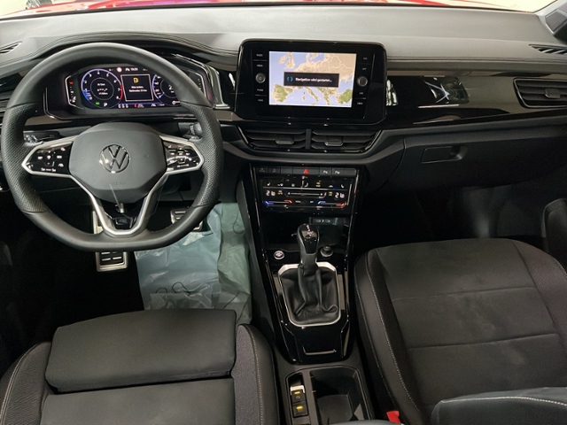 T-Roc 1.5 l TSI R-Line+LED+NAVI+PARKLENK+APP-C.