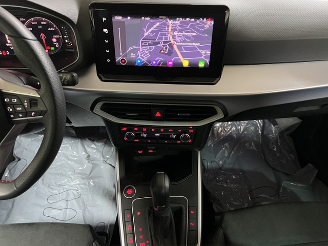 Arona 1.5 TSI FR+LED+NAVI+PARKLENK+ACC+DAB+GJR