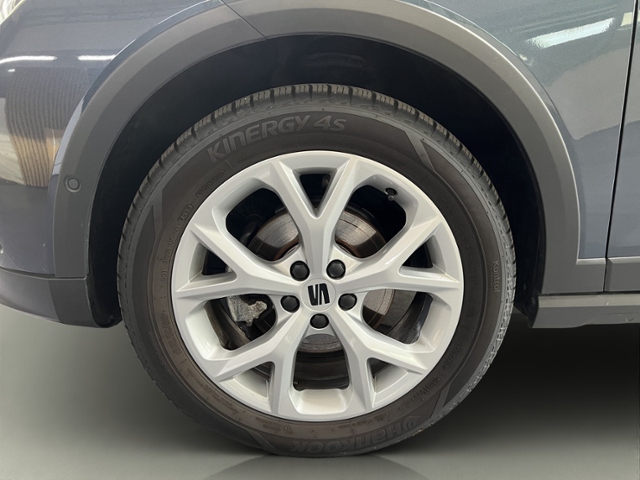 Arona 1.5 TSI FR+LED+NAVI+PARKLENK+ACC+DAB+GJR
