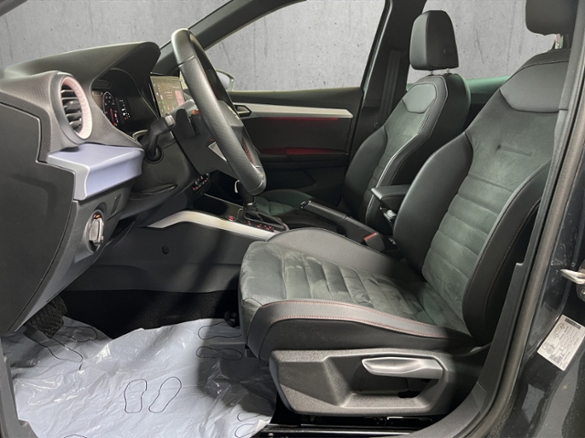 Arona 1.5 TSI FR+LED+NAVI+PARKLENK+ACC+DAB+GJR
