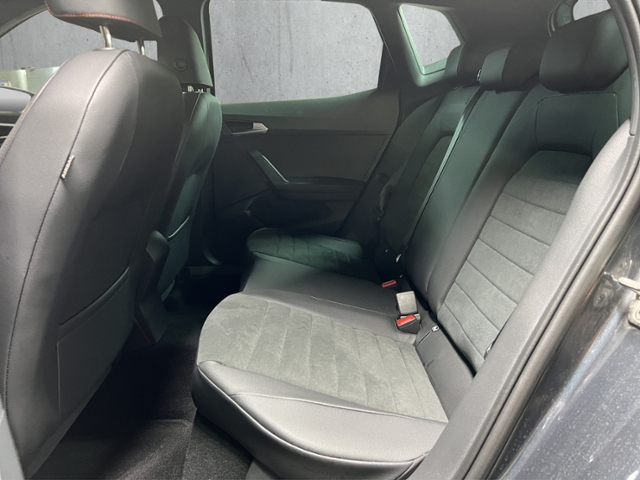 Arona 1.5 TSI FR+LED+NAVI+PARKLENK+ACC+DAB+GJR