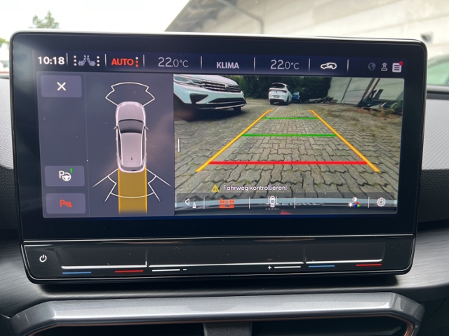 Leon 1.5 eTSI LED+NAVI+PARKLENK+FULL LINK+GJR