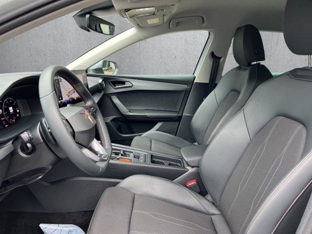 Leon 1.5 eTSI LED+NAVI+PARKLENK+FULL LINK+GJR