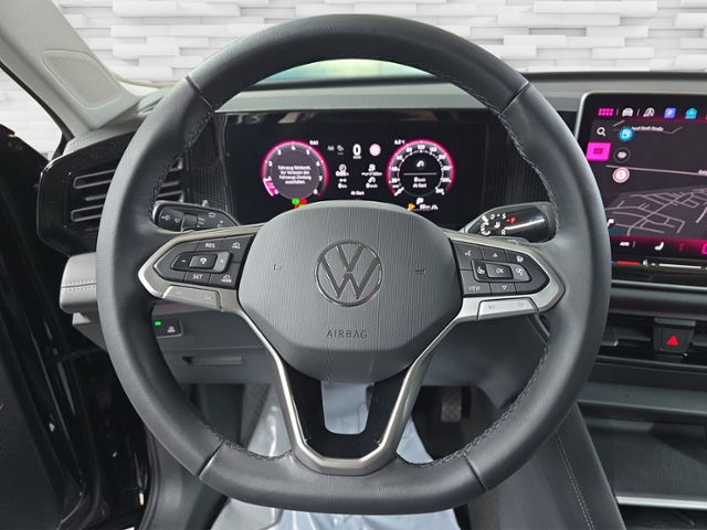 Tiguan 1.5 TSI Life+LED+NAVI+AHK+RFK+APP-CO.+GJR
