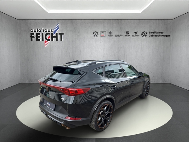 Formentor VZ5 2.5 TSI 4Drive+LED+NAVI+BEATS+PANO