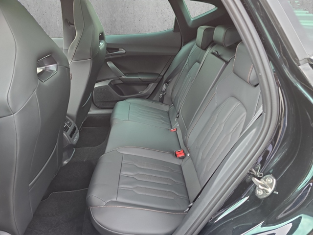 Formentor VZ5 2.5 TSI 4Drive+LED+NAVI+BEATS+PANO