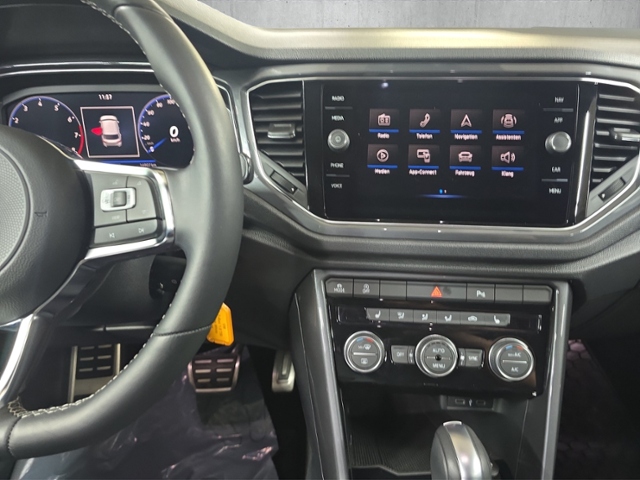 T-Roc 1.5 TSI Sport+R-Line+LED+NAVI+RFK+ACC+DAB