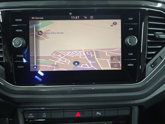 T-Roc 1.5 TSI Sport+R-Line+LED+NAVI+RFK+ACC+DAB