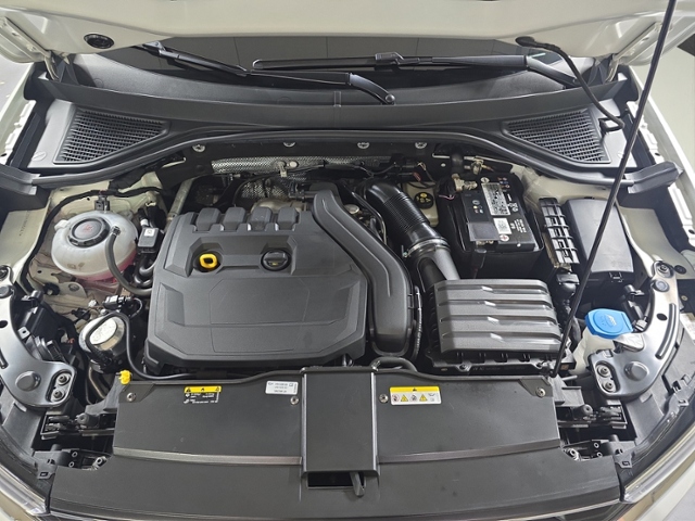 T-Roc 1.5 TSI Sport+R-Line+LED+NAVI+RFK+ACC+DAB