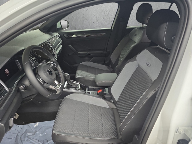 T-Roc 1.5 TSI Sport+R-Line+LED+NAVI+RFK+ACC+DAB