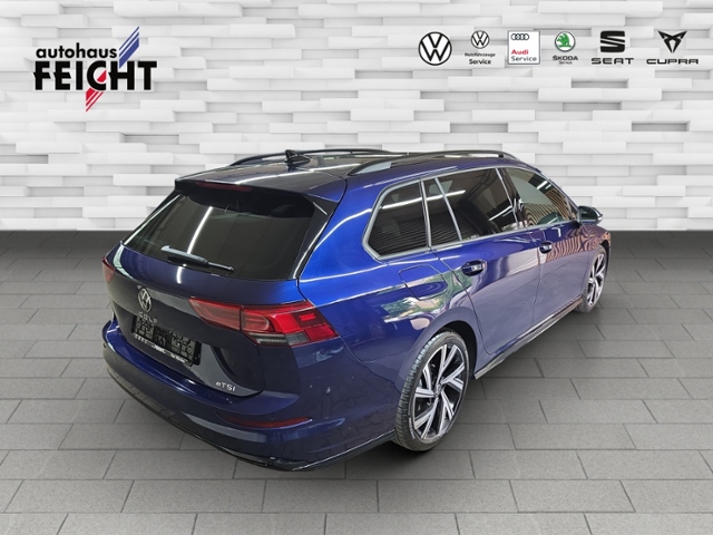 Golf VIII 1.5 eTSI R-Line+LED+RFK+AHK+APP-CONNE.