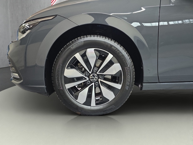 Golf VIII 1.0 eTSI Move+LED+READY2DISC.+APP+ACC