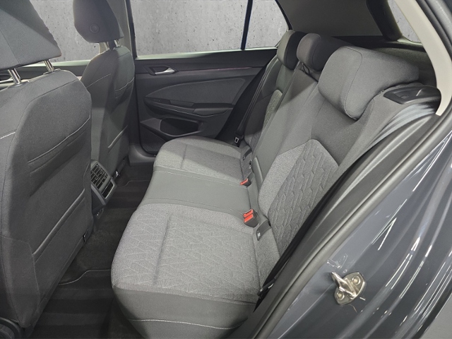 Golf VIII 1.0 eTSI Move+LED+READY2DISC.+APP+ACC