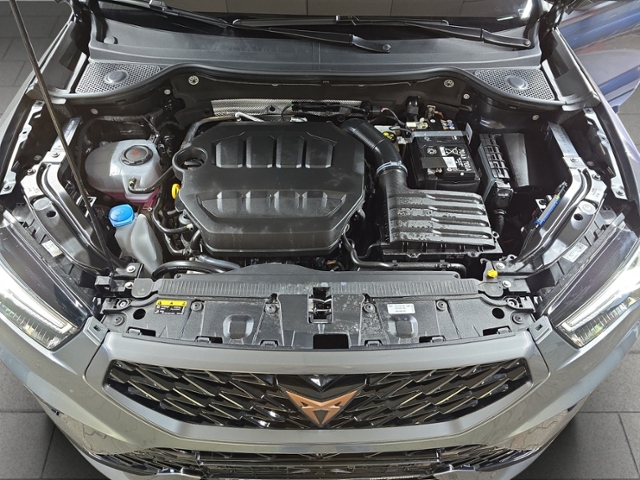 Ateca 2.0 TSI VZ+4Drive+LED+NAVI+PANO+AHK+APP-C.