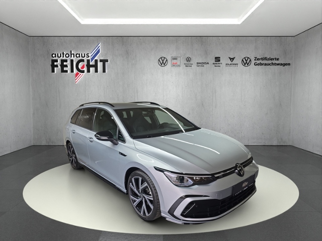 Golf Variant VIII 1.5 eTSI R-Line+LED+AHK+APP-C.