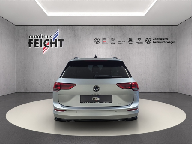 Golf Variant VIII 1.5 eTSI R-Line+LED+AHK+APP-C.