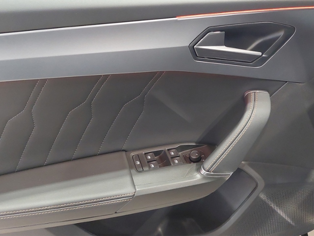 Leon 2.0 TDI LED+NAVI+FULL LINK+PARKLENK+BEATS