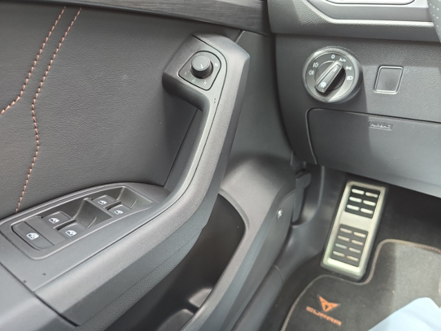 Ateca 1.5 TSI LED+NAVI+AHK+PARKLENK+APP-CONNECT