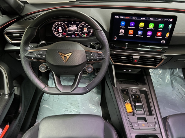 Formentor 2.0 TSI VZ+4Drive+LED+NAV+AHK+PANO+RFK