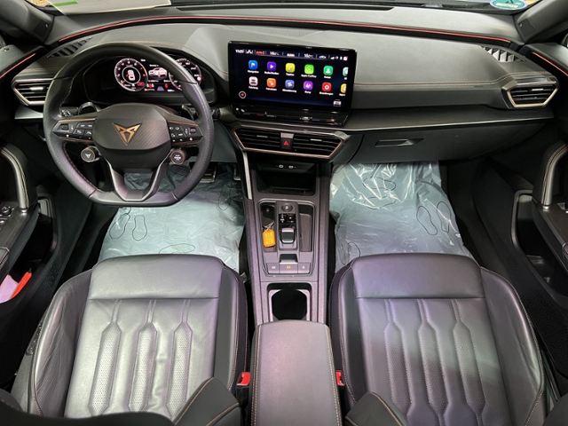 Formentor 2.0 TSI VZ+4Drive+LED+NAV+AHK+PANO+RFK