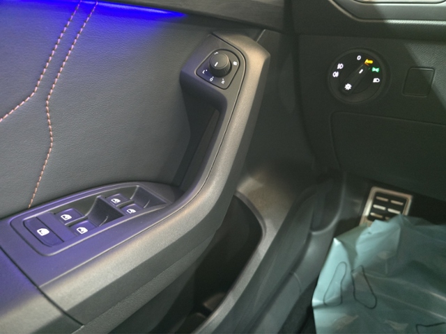 Ateca 2.0 TSI VZ+4Drive+LED+NAV+AHK+PARKLENK+ACC