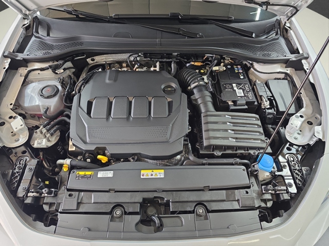 Leon 2.0 TDI LED+NAVI+PARKLENK+FULL LINK+ACC+GJR