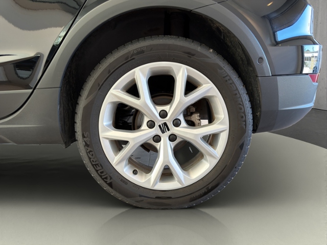 Arona 1.0 TSI FR+LED+NAVI+PARKLENK+FRONT ASSIST