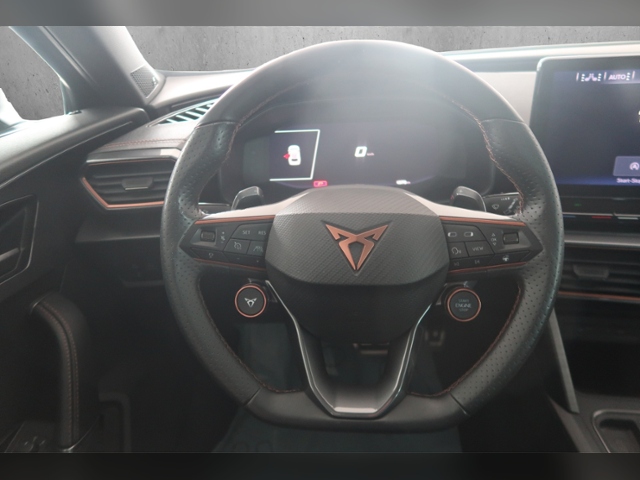 Formentor VZ5 2.5 TSI 4Drive+LED+NAVI+BEATS+PANO