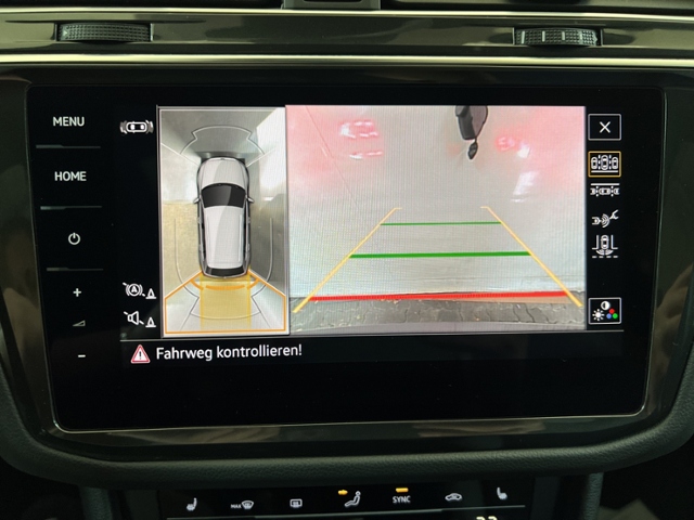 Tiguan R 2.0 TSI  4Motion+AKRAPOVIC+HUD+AHK+PANO