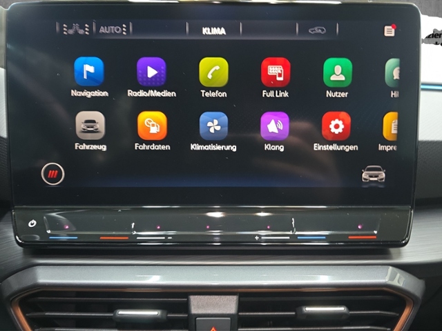 Leon 1.5 eTSI LED+NAVI+PARKLENK+FULL LINK+GJR