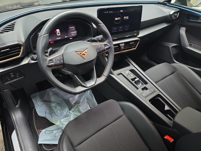 Leon 1.5 eTSI LED+NAVI+PARKLENK+FULL LINK+GJR