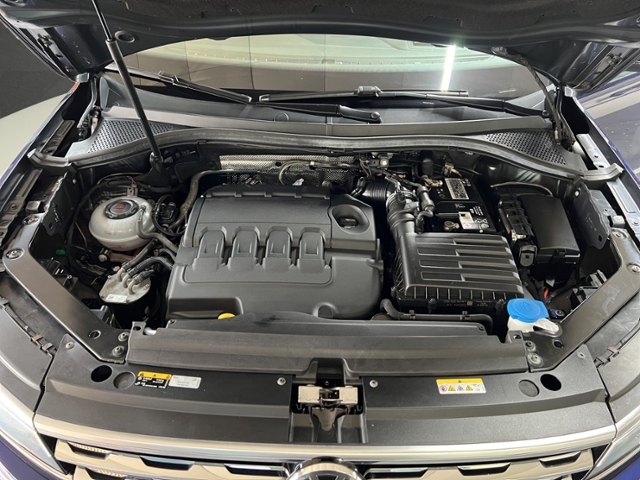 Tiguan 2.0 TDI Highline+4Motion+LED+NAV+PARKLENK