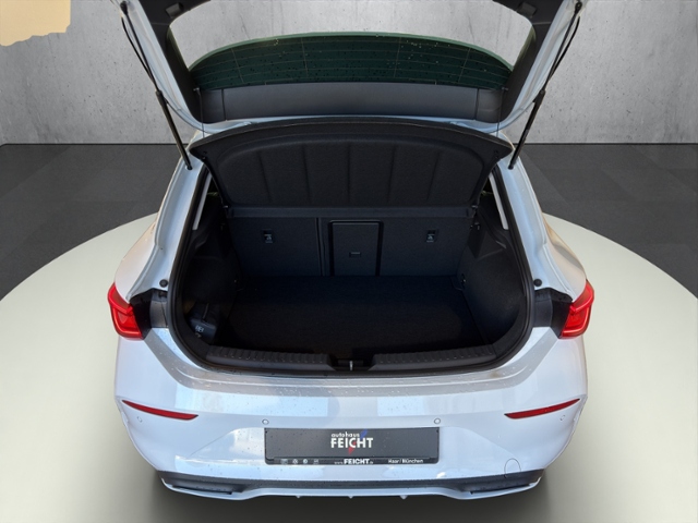 Leon 1.5 eTSI LED+FULL LINK+PARKLENK+BEATS+ACC