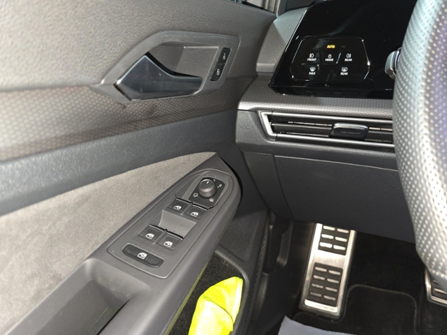 Golf VIII GTD 2.0 TDI IQ.LIGHT+NAVI+RFK+CARPLAY
