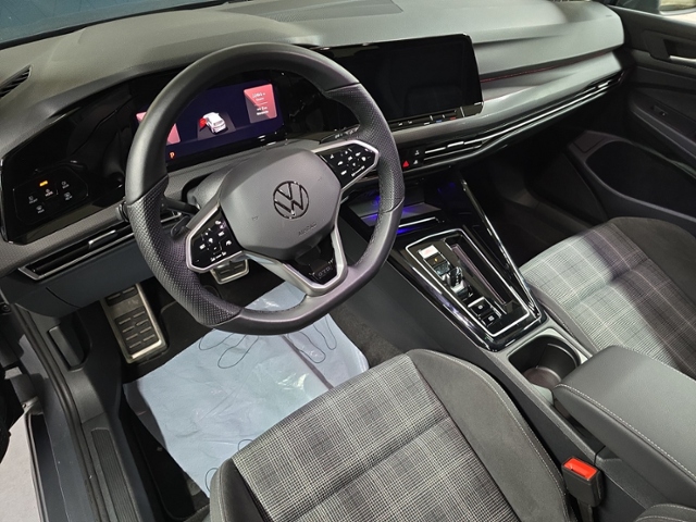 Golf VIII GTD 2.0 TDI IQ.LIGHT+NAVI+RFK+CARPLAY
