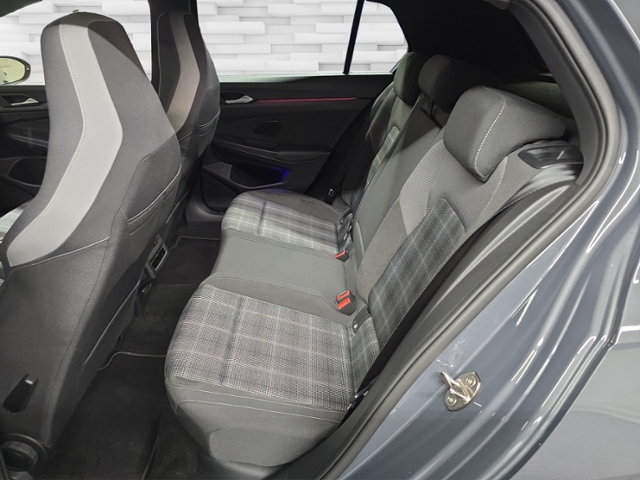 Golf VIII GTD 2.0 TDI IQ.LIGHT+NAVI+RFK+CARPLAY
