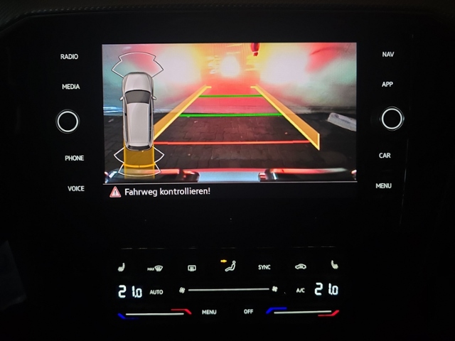 Passat Variant 1.5 TSI Elegance+LED+NAVI+AHK+RFK