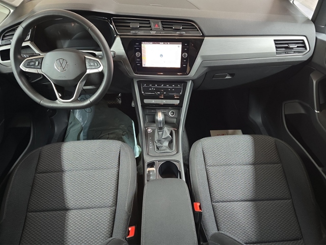 Touran 2.0 TDI Comfortline+LED+NAVI+AHK+RFK+ACC