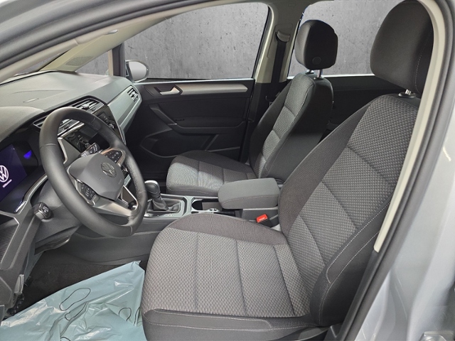 Touran 2.0 TDI Comfortline+LED+NAVI+AHK+RFK+ACC