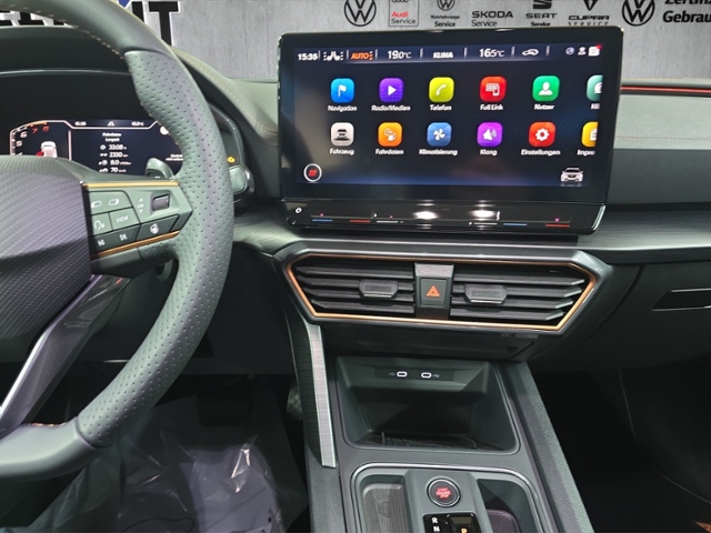 Formentor 1.5 TSI LED+NAVI+PARKLENK+AHK+ACC+GJR