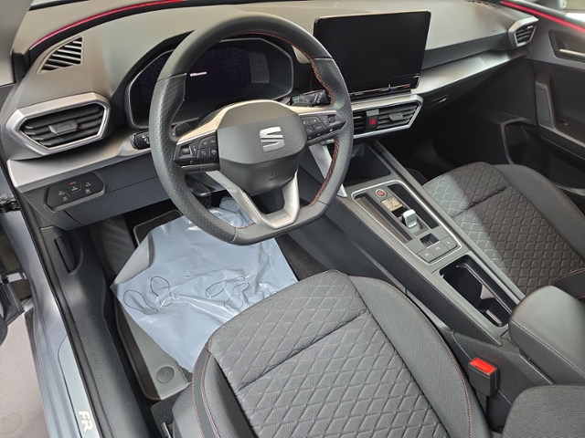 Leon Sportstourer 2.0 TDI FR+4Drive+LED+RFK+NAVI