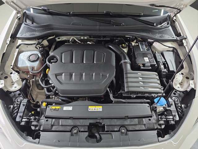 Leon Sportstourer 2.0 TSI LED+FULL LINK+PARKLENK